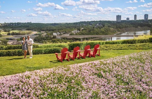 Downtown Edmonton Hotel | Fairmont Hotel Macdonald