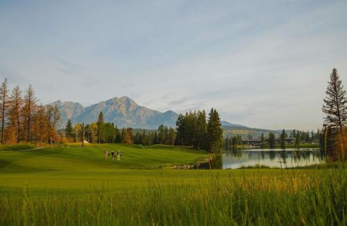 Jasper Resort | Fairmont Jasper Park Lodge