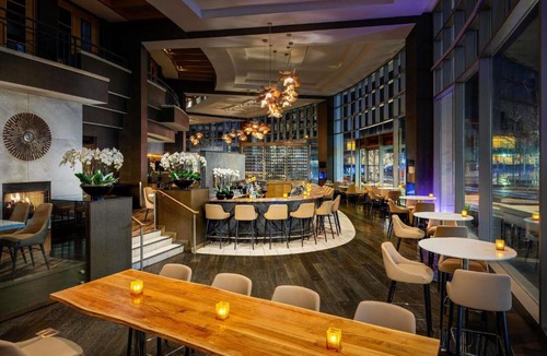 Coal Harbour Hotel | Fairmont Waterfront