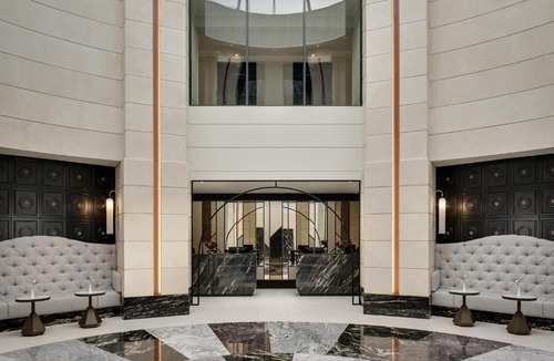 Englefield Green Hotel | Fairmont Windsor Park