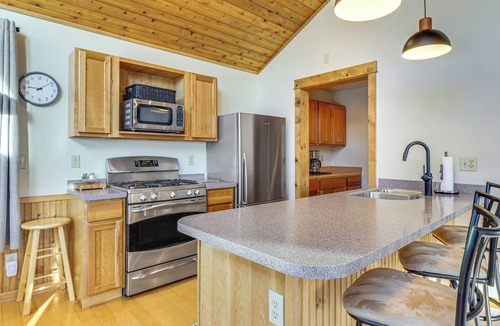 Warm Springs Cottage | Fairplay Cabin Mountain Views, Trails, Fishing