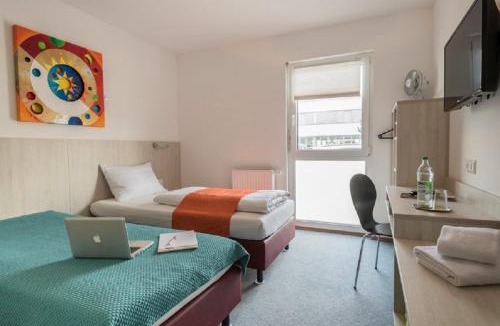 Altenerding Hotel | FairSleep Motel Einstein Erding