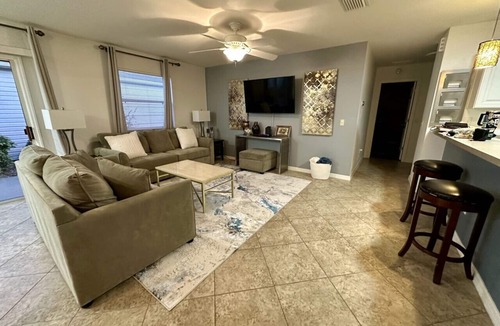 Duval House | Fairway Cozy Villa 🐶