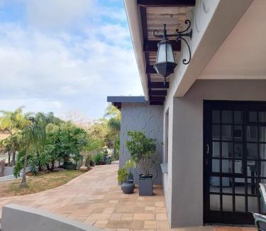 Uvongo Bed & Breakfast | Fairway Guest Lodge