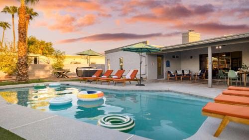 Thunderbird Desert Estates House | Fairway Oasis by AvantStay