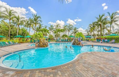 Naples House | Fairway Vista