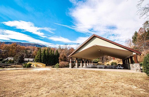 Lake Lure Condo | Fairways of the Mountains