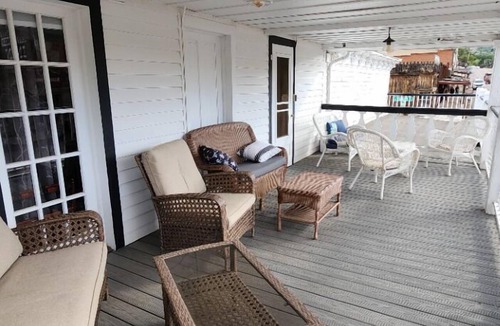 Virginia City Hotel | Fairweather Inn and Nevada City Cabins