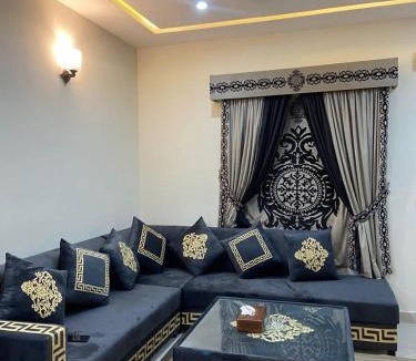 Hassan Abdal Hotel | Faisuluxus