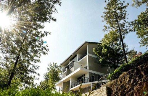 Elappara Resort | Falcon Crest