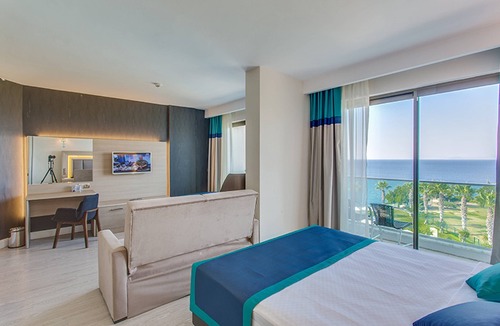 Eski Lara Hotel | Falcon Hotel
