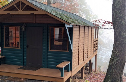 Laurel Ridge Cabin | Falcon's Perch Cabin with Long-Range Views