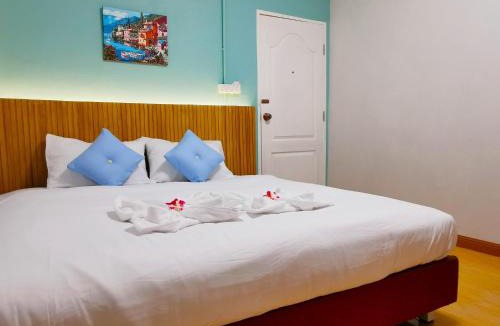 Talat Khwan Hotel | Fall Asleep hotel