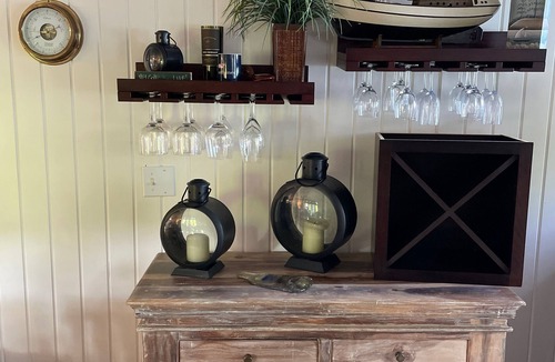 North East House | Fall Back @ Lakefront Home, Near Wineries & Breathtaking Sunsets w/Beach Access
