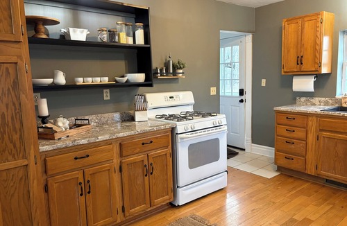Aldrich Cottage | Fall fun! Fall foliage, hiking, hunting, fishing galore. Game room and hot tub!