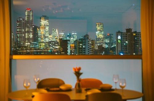 Sangsu-dong Apartment | Fall in the view