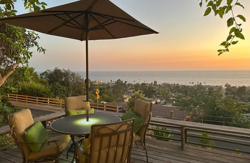 Laguna Beach Cottage | Fall/Winter stays available - Charming Beach View Cottage