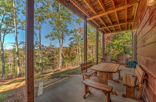 Mineral Bluff Cabin | Fallen Leaf by Escape to Blue Ridge