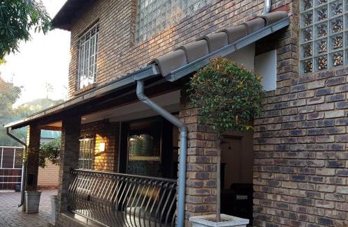 Pretoria House | Falling Feather Inn