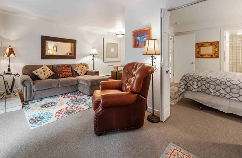 Vail Condo | Fallridge 210 - Bright One Bedroom