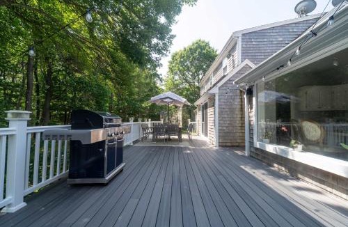 North Falmouth House | Falmouth Beach House: BBQ Bikes Family Fun & More