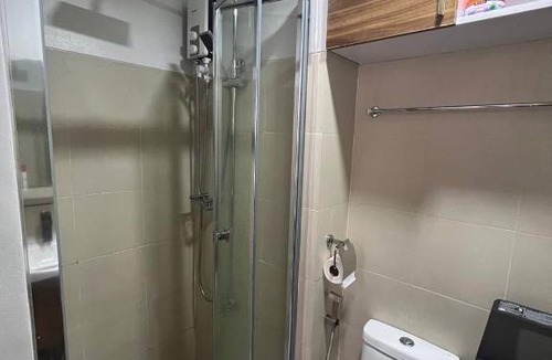 Highway Hills Hotel | Fame Residences