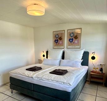 Brenken Apartment | Familie oder beruflich - Dachterasse - gemütlich - Küche - Nähe Flughafen