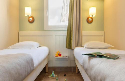 Branville Apartment | Family Apartment for 4 in Normandy