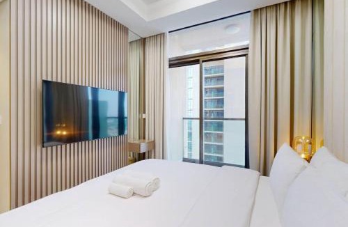 Sheikh Zayed Road Apartment | Family Apartment near Dubai Mall