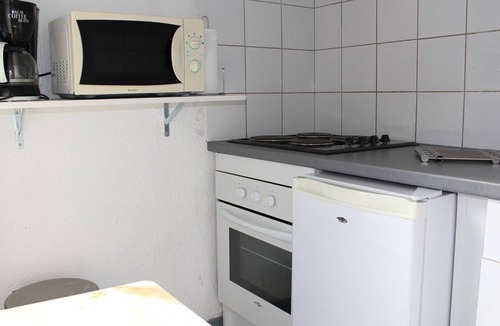 Port Rive Gauche Apartment | Family apt for 6 with terrace, parking, and washing machine in Gruissan