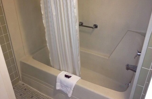 Harrison Hotel | Family Budget Inn