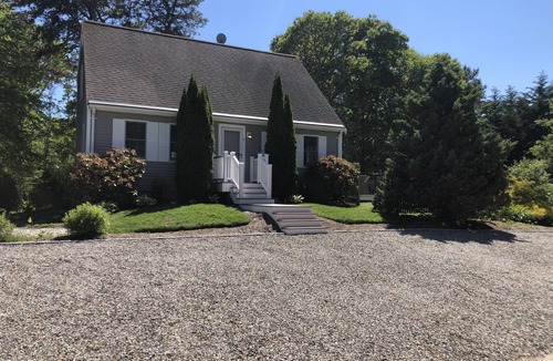 Harwich Port House | Family Cottage Close to Beach!