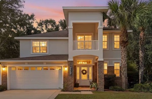 Lake City House | Family Escape Pool, Splash pad, Tennis, Basketball