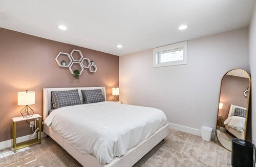 Alta Vista Area House | Family Friendly 2bd 1ba, close to 70 exit in Arvada, CO.