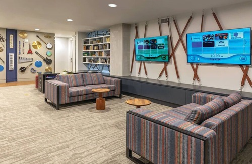 West End Hotel | Family Friendly 2BD Suite in Conveniently Located Downtown Austin Resort!