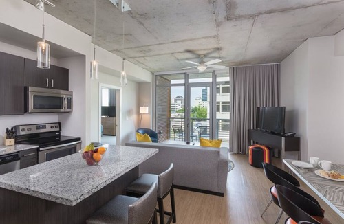 West End Hotel | Family Friendly 2BD Suite in Conveniently Located Downtown Austin Resort!