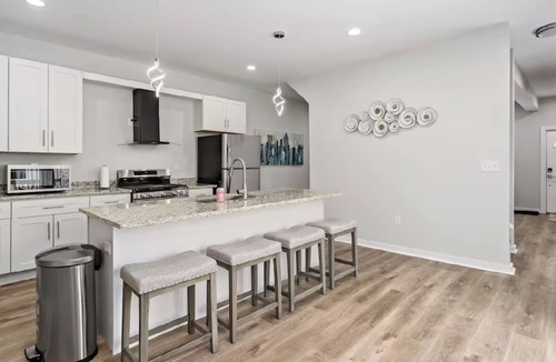 Mount Washington House | Family Friendly 4bed 3bath house in Pittsburgh Walk to the Overlook