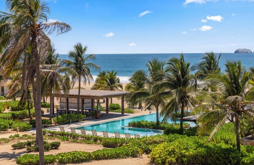 Ixtapa Villa | Family-Friendly 4BR I Sand at Your Door + Pool