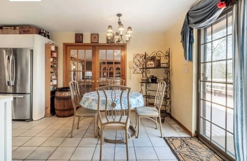 Westhampton House | Family Friendly 6 Bedroom Waterfront 3 Acre Pool & Hot Tub FREE EV Charger