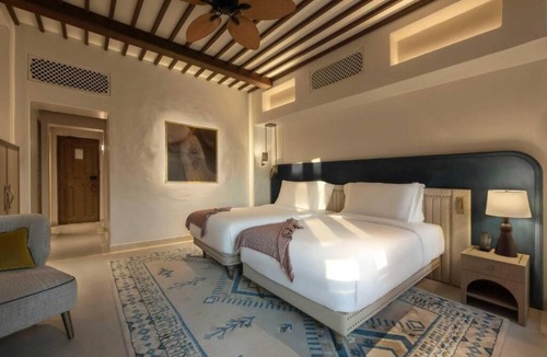 Dubai House | Family-Friendly Accommodation! Scenic View, Outdoor Pool, Free Parking!