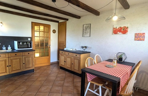 Saint-Germain Cottage | Family-friendly cottage with garden, wifi, baby gear, pet-friendly