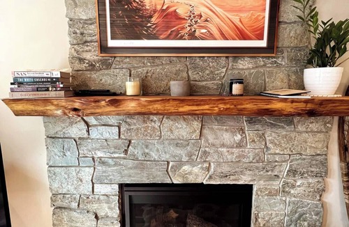 Enumclaw Cabin | Family-friendly cabin along the White River 10 min to Crystal Mtn/Mt. Rainer NP