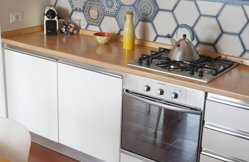 Costermano Cottage | Family friendly holiday home