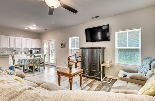 Newnan House | Family-Friendly Newnan Home w/Patio & Yard