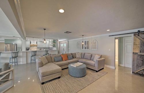 Palm River Estates House | Family-Friendly Palm River Estates House!