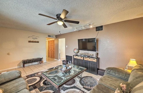 Glendale House | Family Friendly! Poolside Desert Oasis in Glendale
