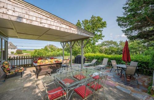 Sagamore Beach House | Family-Friendly Sagamore Beach Cottage Escape