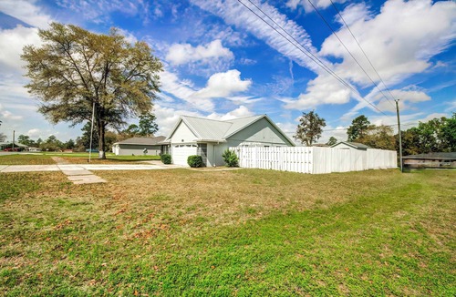 Ocala House | Family-friendly vacation rental with everything needed for a great stay.