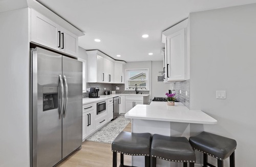 Downers Grove House | Family, Friends and Fun Chicago Getaway