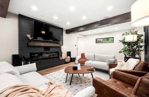 Turkey City House | Family Fun by the River: Unmatched Cabin Experience in Pennsylvania